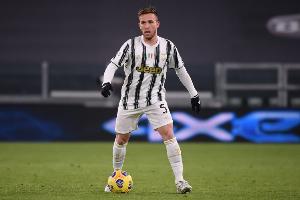 阿图尔:斯帕莱蒂想要组织型中场,我觉得自己能适应他的战术