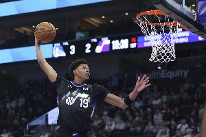 持续练级！5号秀贝利27中13砍下生涯新高33分 另有9板4助3断