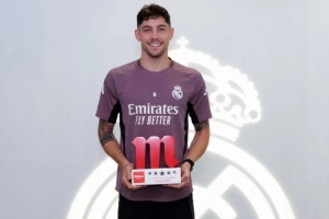 1进球3助攻,巴尔韦德当选皇马2月最佳球员