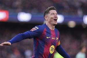 波兰媒体：莱万还未收到具体续约报价，他的未来预计4月份明朗