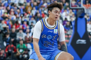 解说:赵睿轰下34分 打出加盟北京队以来最强一战