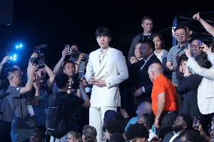 让自己震惊的选秀时刻?Shams:开拓者选杨瀚森!19年太阳选黄忠