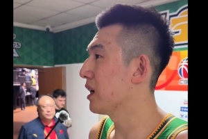 付豪：第三节开局做得不好 北京实力在我们之上 我们就是全力去拼