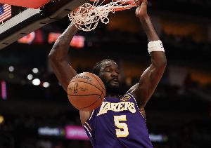 追梦:艾顿的强势只是顺风局下的小样本 能否在逆境延续犹未可知