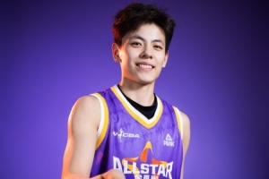 三分大赛预赛:杨舒予发挥稳定拿下17分 并列第一晋级明晚的决赛