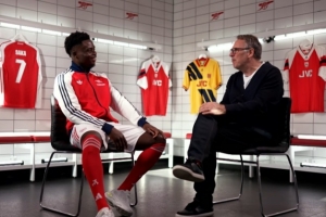 萨卡:续约时曾说想帮阿森纳赢得所有冠军,希望联赛杯只是个开端