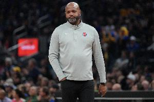 29助！活塞主帅：坎宁安缺阵时 我们必须坚持转移球寻找进攻优势