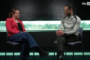 罗塞尼尔:我之前也曾更换首发门将,我们需管理好比赛关键时刻