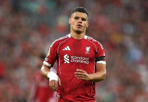 凯尔凯兹:我知道邓克习惯回传门将 我们本赛季仍有目标可争取