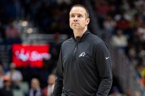 太阳主帅:不想总把伤病挂在嘴边 但全员健康是我们最渴望的事