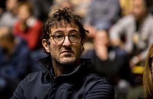 费拉拉:莫德里奇在抢断方面非常突出,他的防守站位非常聪明