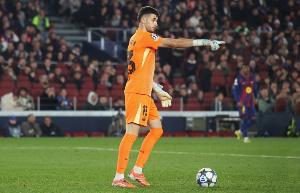 记者：德拉富恩特为霍安·加西亚敞开大门，已准备好带他去世界杯