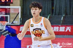 扣爽了！王浩然14中8高效拿下20分3板3助1断 正负值+17