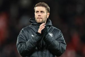 判罚尺度不一?赫尔泽勒:我说话得谨慎点别被罚了,希望英超管管