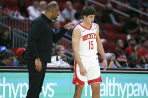 明明谢泼德首发效果上佳 乌度卡为什么不持续使用 他有什么顾虑？