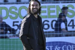 37岁卡罗尔执教首秀迎来开门红,率队在英格兰第6级别联赛1-0小胜