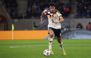 德天空：帕夫洛维奇因伤不会前往德国队，最迟国际比赛日后复出