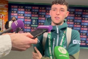 福登:赢得联赛杯大家都超级兴奋,这对我们信心有很大的提升