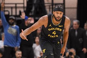 记者惋惜:穆迪今晚复出打出了生涯最精彩表现之一 太不公平了