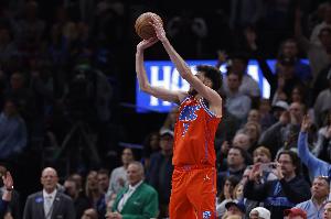 攻防兼备!切特首发30分钟 11中6&三分4中3拿到17分9板4助5帽