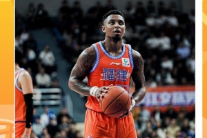 连克北京青岛&场均31分5板5.7助1.3断!皮特森当选第9周周最佳