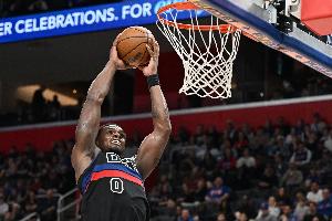 东部第一的底蕴！本赛季坎宁安缺战时 活塞战绩8胜2负！