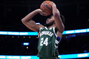 血亏！小火车去年曾拒绝2年3000万 现在可能要展望CBA了