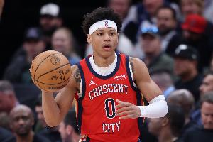 这场打出你的实力!7号秀费尔斯12中9&三分5中3高效砍21分3助2断