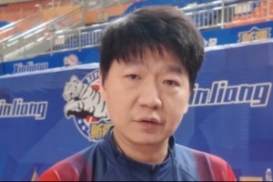 邱彪：现在排名都是虚的 要脚踏实地做好当下 今晚帮新疆检验布伊