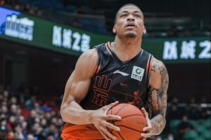 媒体人:山东新签的约翰逊状态越来越好 这应该是球队最好的消息