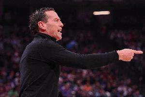 阿特金森:我们防守烂跟人员配置没关系 季后赛谁能防谁进轮换!