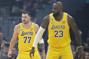 湖人6连客最后一场!ESPN预测明日胜率:湖人75.6% 步行者24.4%