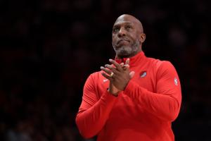 比卢普斯社媒“诈尸”!网友纷纷调侃:他们把你放啦?你自由啦?