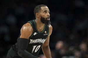 加时飙中三分!康利重回首发 6中2拿到5分5板6助