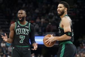 皮尔斯:哪怕破坏节奏也得给塔图姆找状态 季后赛只靠布朗走不远