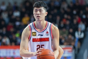 媒体人:广东输球不可怕 可怕的是能者上不去 庸者下不来