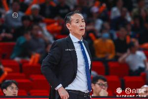 许利民：球迷的票没白买 看得很过瘾 我们最后时刻运气稍微好一点