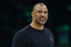 美媒评帅位不稳的五人：老里弗斯 莫斯利 多诺万 克里斯蒂 乌度卡