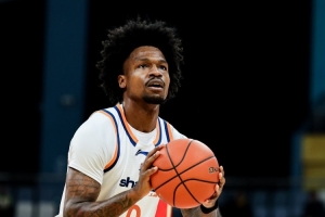 再战旧主!古德温:我们要保持良好的状态 准备下一场打山西