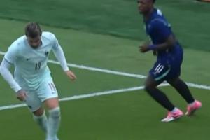 特奥轻松抢断维尼修斯引热议，巴西记者：看看国家队现在的10号