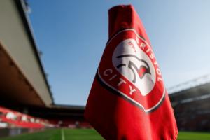 78岁老帅再就业!官方:霍奇森出任布里斯托尔城临时主帅至赛季末