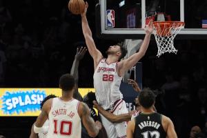 火&狼裁判报告:4漏判+2错判——两队各获利三次!KD就不该两罚!