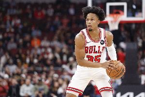 主攻手！奥科罗半场7中6砍最高17分 三分2中2