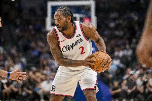 小卡：我手腕有伤&本考虑让加兰投绝杀球 我对教练组说会投高一点