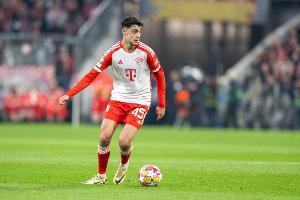 拜仁官方：帕夫洛维奇恢复个人训练，穆西亚拉和阿芳完成有球训练