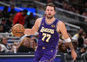 湖人主场迎战篮网 东契奇与八村塁可以出战 斯玛特缺席！