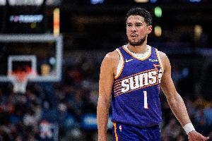 近7战1胜6负！布克：不用太在意排名 打出正确风格的篮球就行