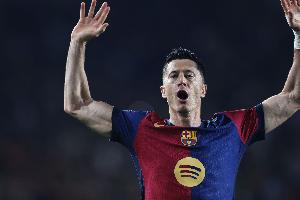 每体:巴萨将为莱万提供一年续约合同,希望莱万在4月底5月初答复