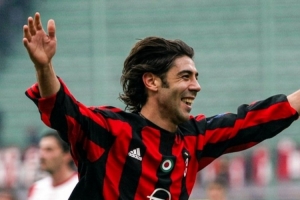 米兰祝鲁伊·科斯塔54岁生日快乐,效力期间出战192场11球45助