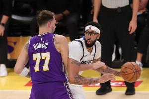 美媒：东契奇本月合计得到558分 浓眉独行侠生涯合计才587分